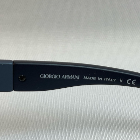 Giorgio Armani  - Sunglases - Picture 8 of 15